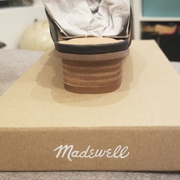 NEW Madewell Black Leather Sandals - Picture 6 of 6